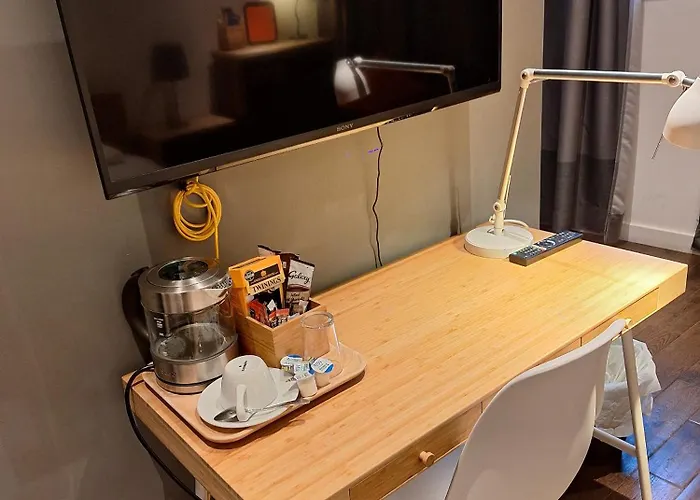 Homestay Great In Cool House York